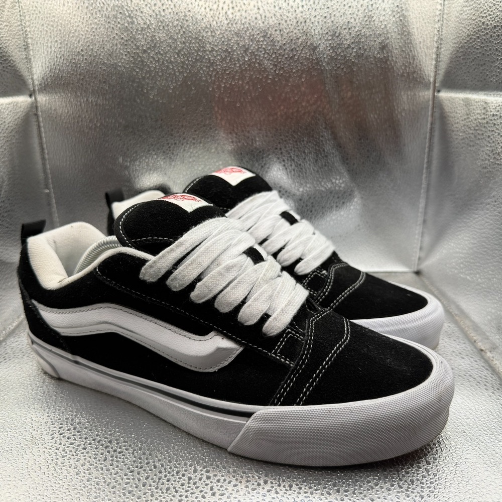 Size 10.5M/12W Vans Black Unisex‎ Lace Up Low Top Comfort Sneakers 721356